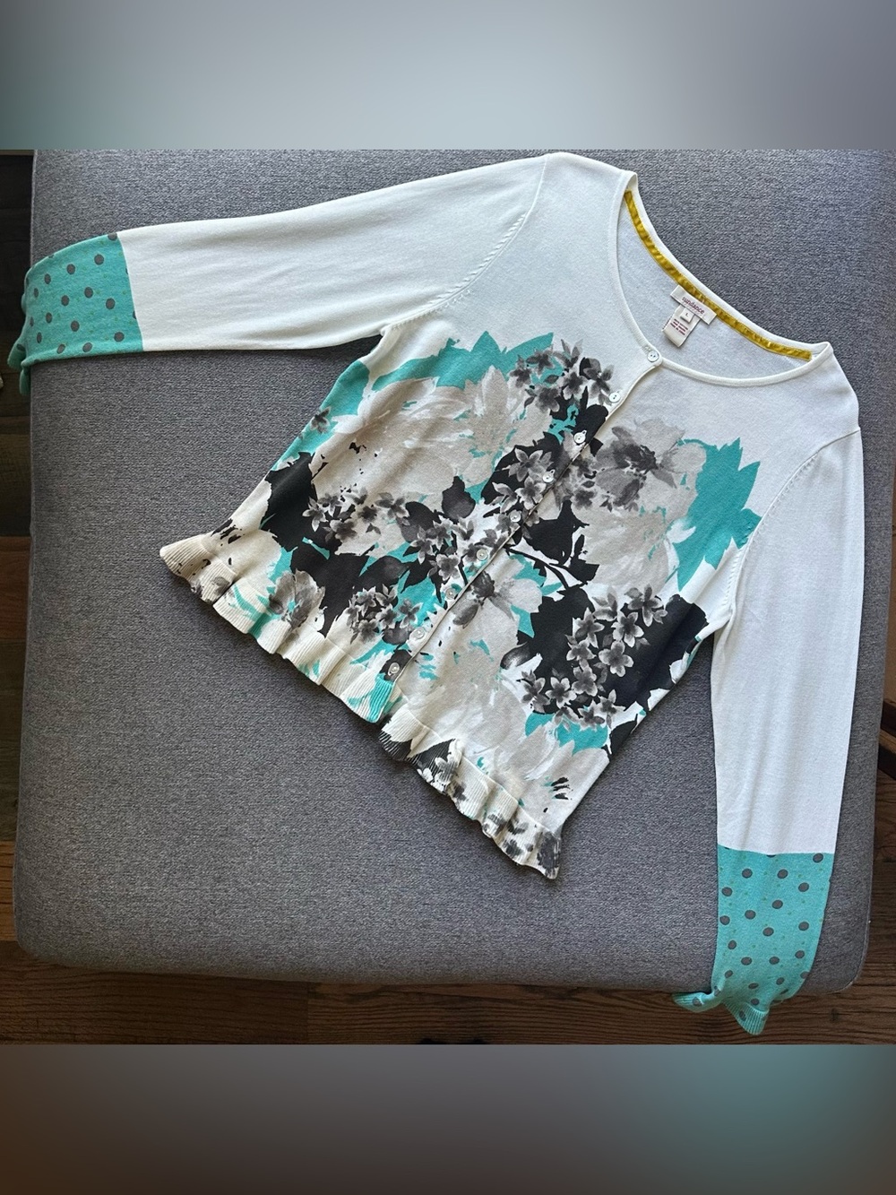 Sundance 100% Cotton Button Down Long Sleeve Sweater Large
